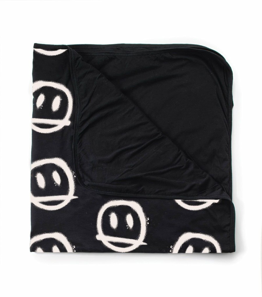 Girls * | Clearance Sprayed Smiles Blanket